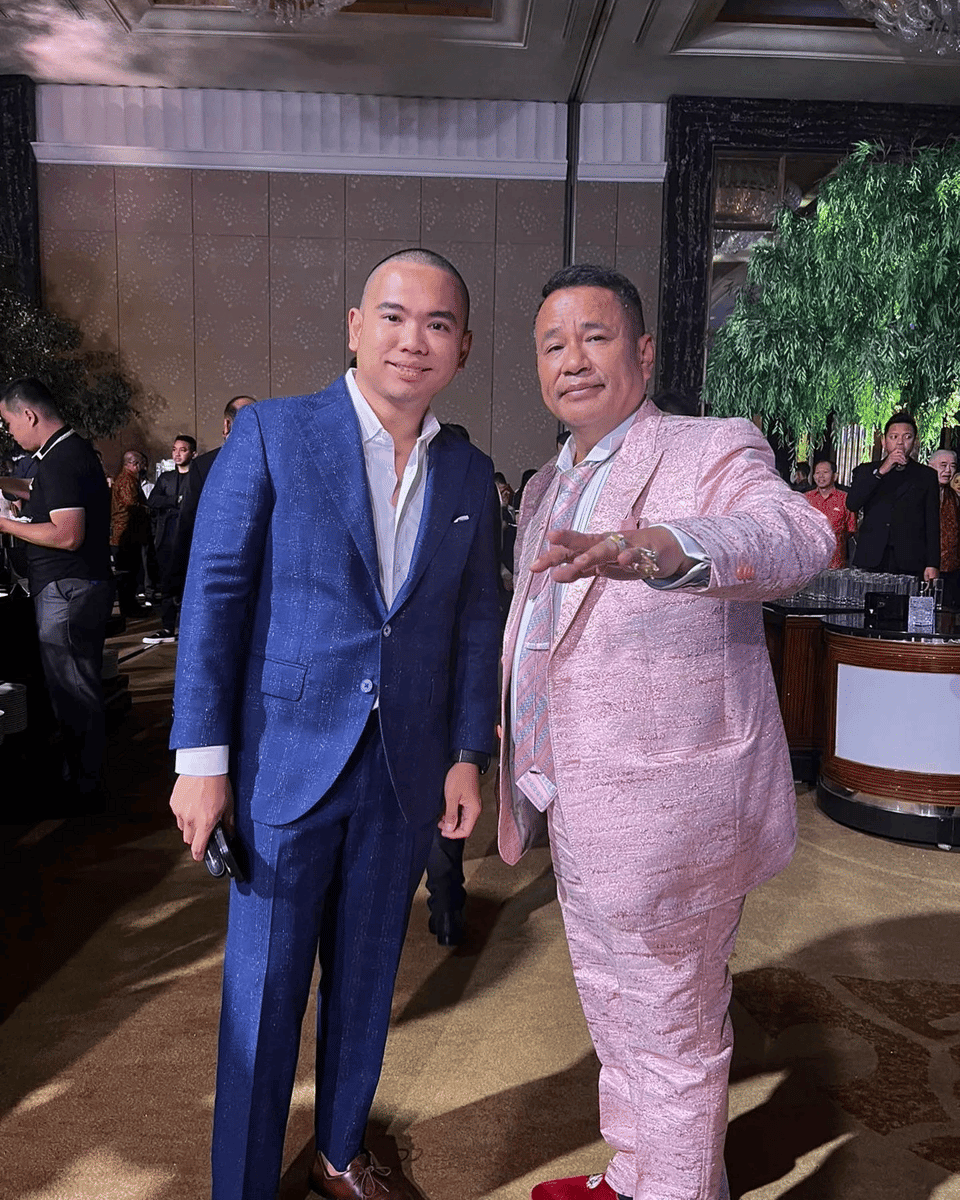 Frank Hutapea, Hotman Paris Hutapea