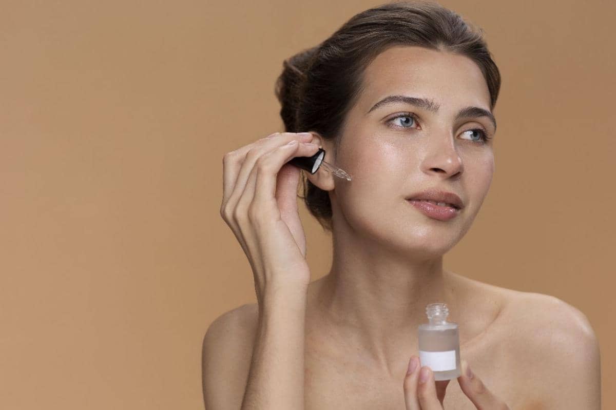 7 Serum untuk Jerawat Hormonal, Ampuh Hempaskan Jerawat
