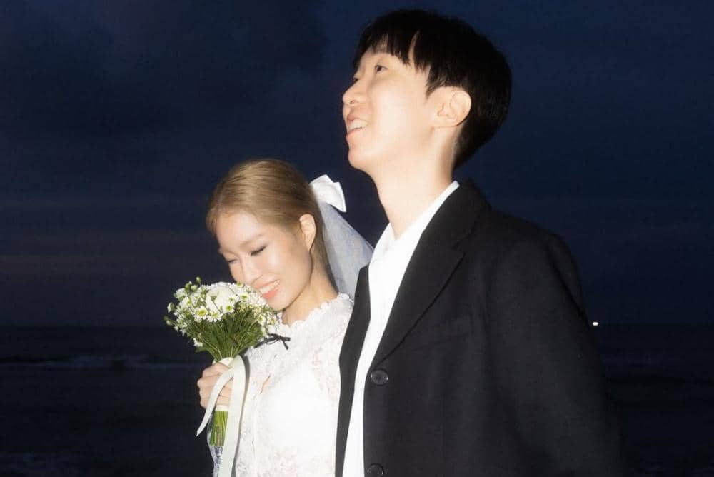 프로듀서 세우(sAewoo)와 싱어-래퍼 윤훼이(YUNHWAY)가 함께 하는 팀, ”세우 인 윤훼이(sAewoo in YUNHWAY“가 10년의 긴 연애를 끝으로 2026. (2).jpg