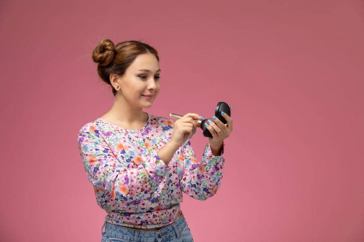 cara memilih shade bedak Luxcrime