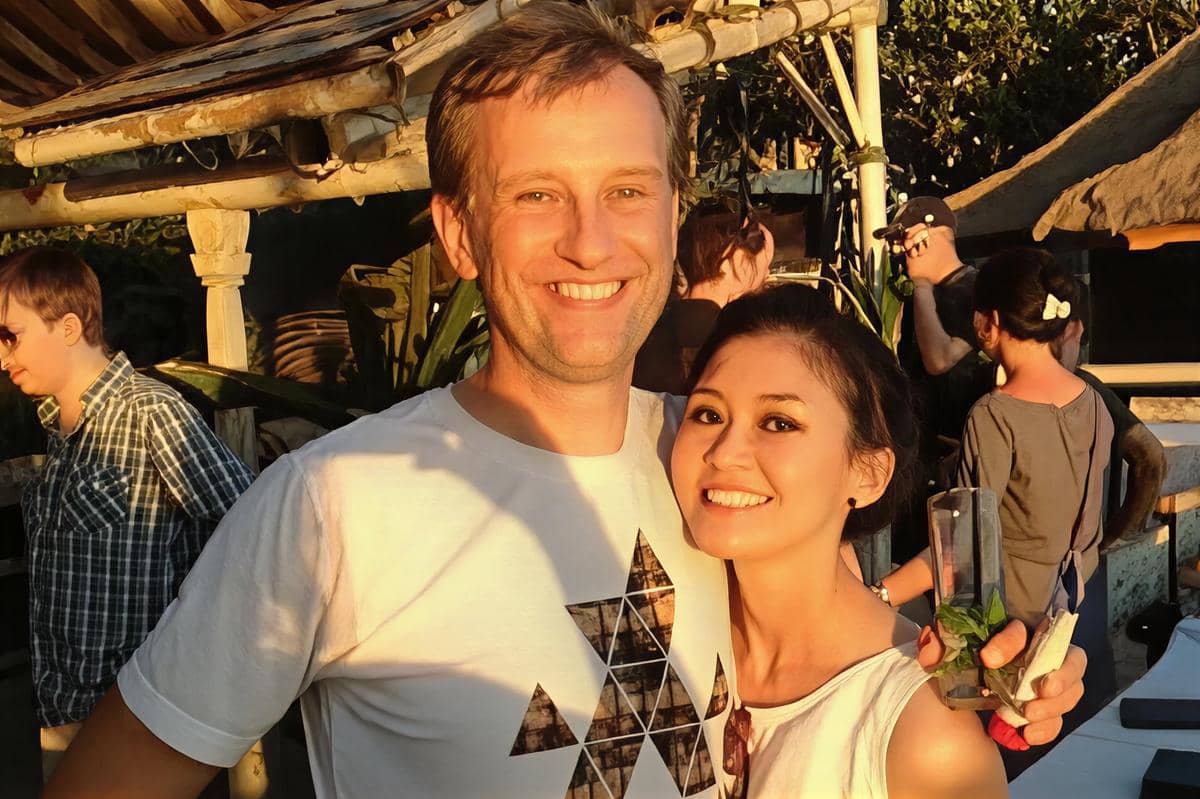 Marissa-Anita-dan-Suami (1).jpg