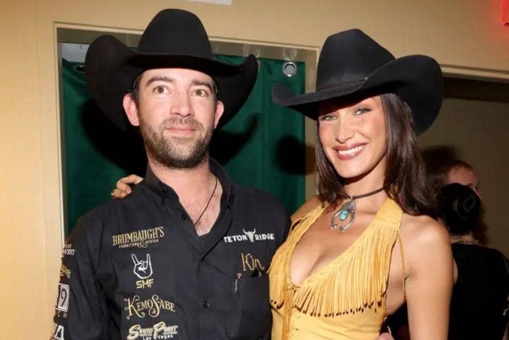 Bella Hadid dan Adan Banuelos Dikabarkan Putus