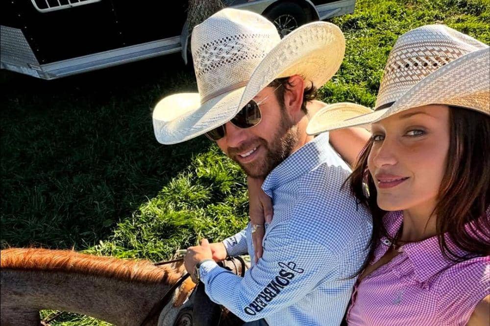 Bella Hadid dan Adan Banuelos Dikabarkan Putus