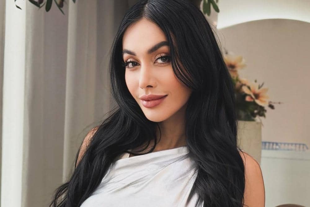 Selain lagu baru, aku juga punya sesuatu yang baru dari Thailand 👀 🏀🏀@masterpiece_hospital @b.jpg