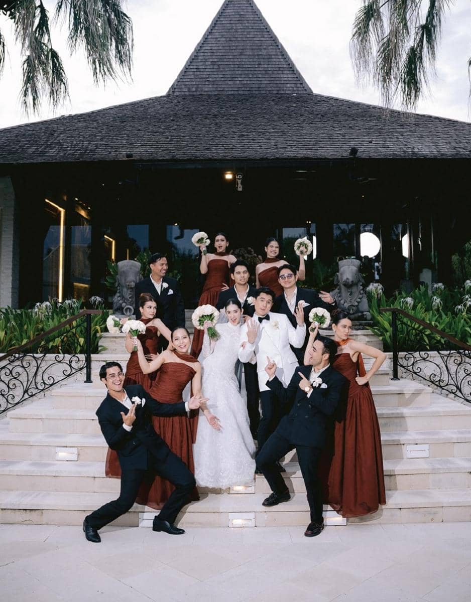 From the wedding of Rayn & RantyPhotographed by @abcdamar_ @natanaelyefta #vnmdmr #vnmnatWO @bal-5.jpg