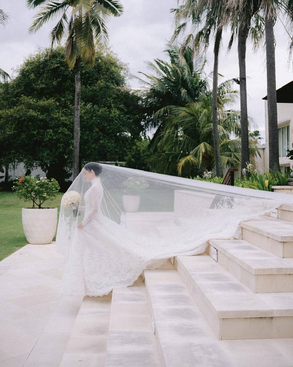 From the wedding of Rayn & RantyPhotographed by @abcdamar_ @natanaelyefta #vnmdmr #vnmnatWO @bal-2.jpg