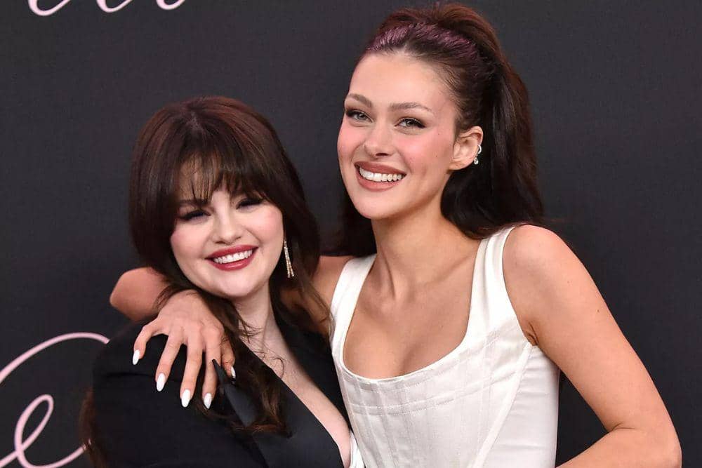 Nicola Peltz dan Selena Gomez