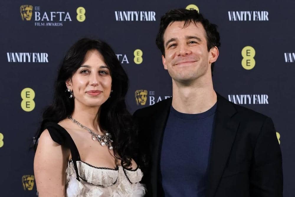 Luke Thompson & Harriet Cains