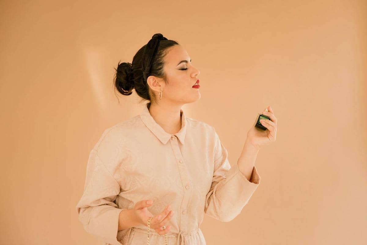 ilustrasi wangi parfum Project 1945 Princess of Java