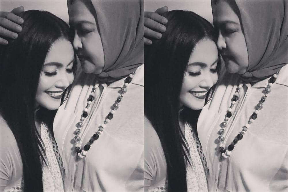 Denada dan Emilia Contessa