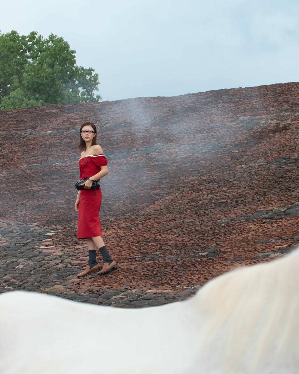 MM26_ Campaign_ CNY_Photo_Looks_Master_L03_03_01.jpg