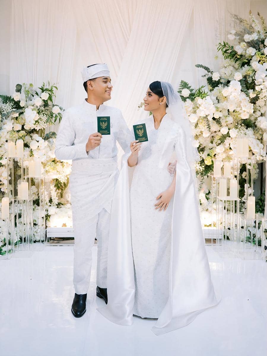 Potret Pernikahan Jaz Hayat dan Wavi Zihan