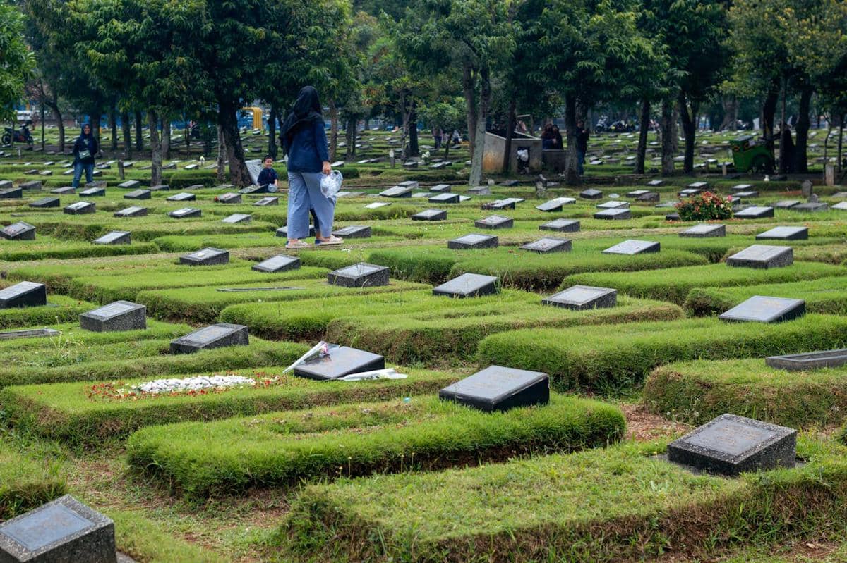 ilustrasi pemakaman 