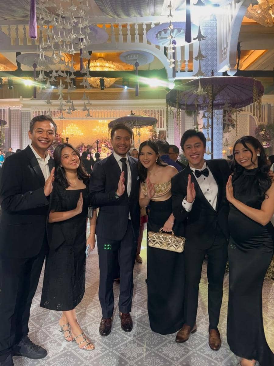 artis di pernikahan Angie Prijanto dan Ranggaz Laksmana