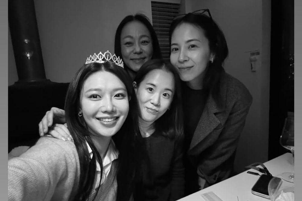 Stella Kim dan sahabat