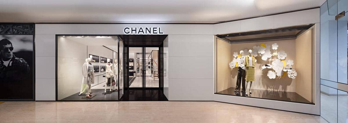 chanel_plaza-indonesia_chanel-5-LD.jpg