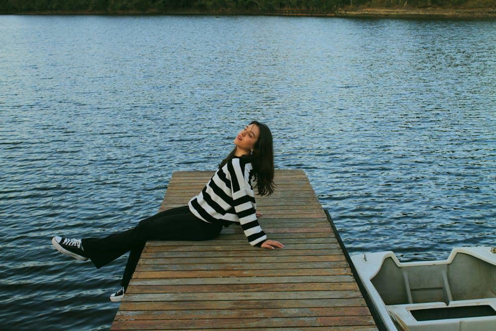 ilustrasi perempuan move on (pexels.com/Neva Szpigel)