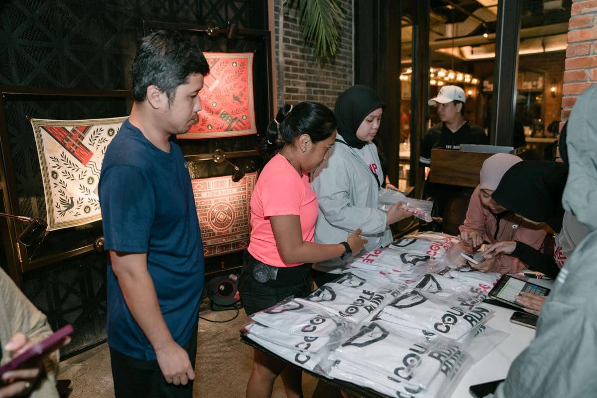 Couple Run Popbela-02389.jpg