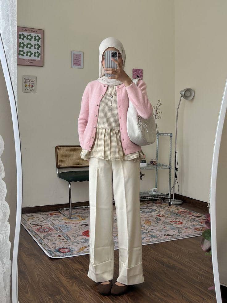 Kulot, Ruffle Top, dan Cardigan