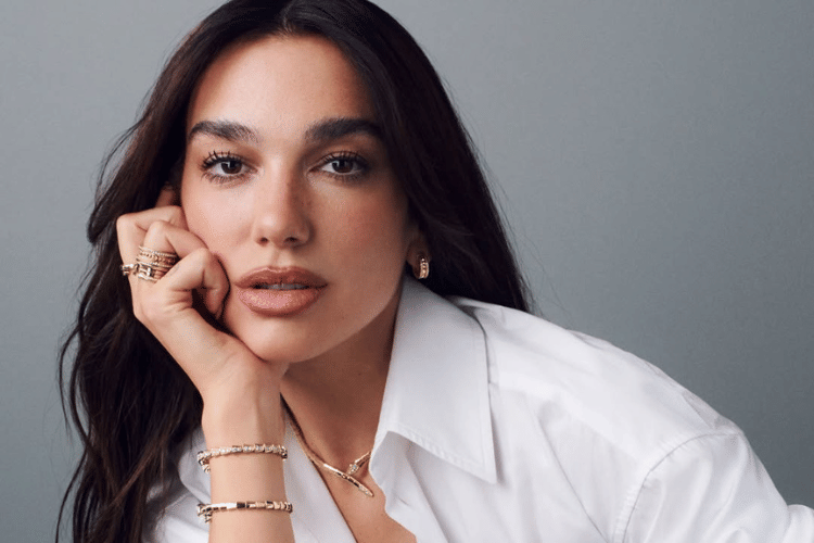 Dua Lipa Resmi Bergabung sebagai Brand Ambassador Global Bvlgari