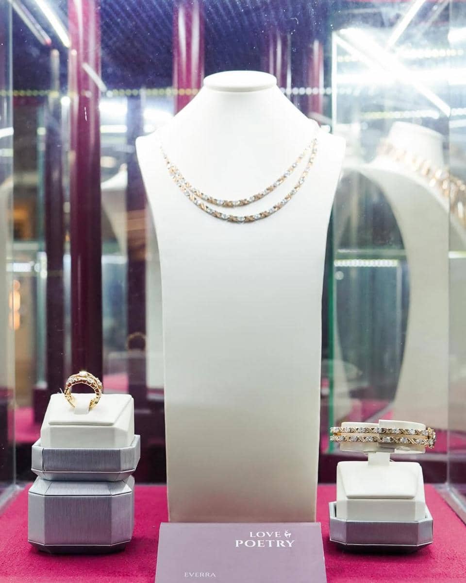 Frankly, That’s Love.A Valentine’s Day exhibition celebrating the season of love.Explore exquisi (4).jpg