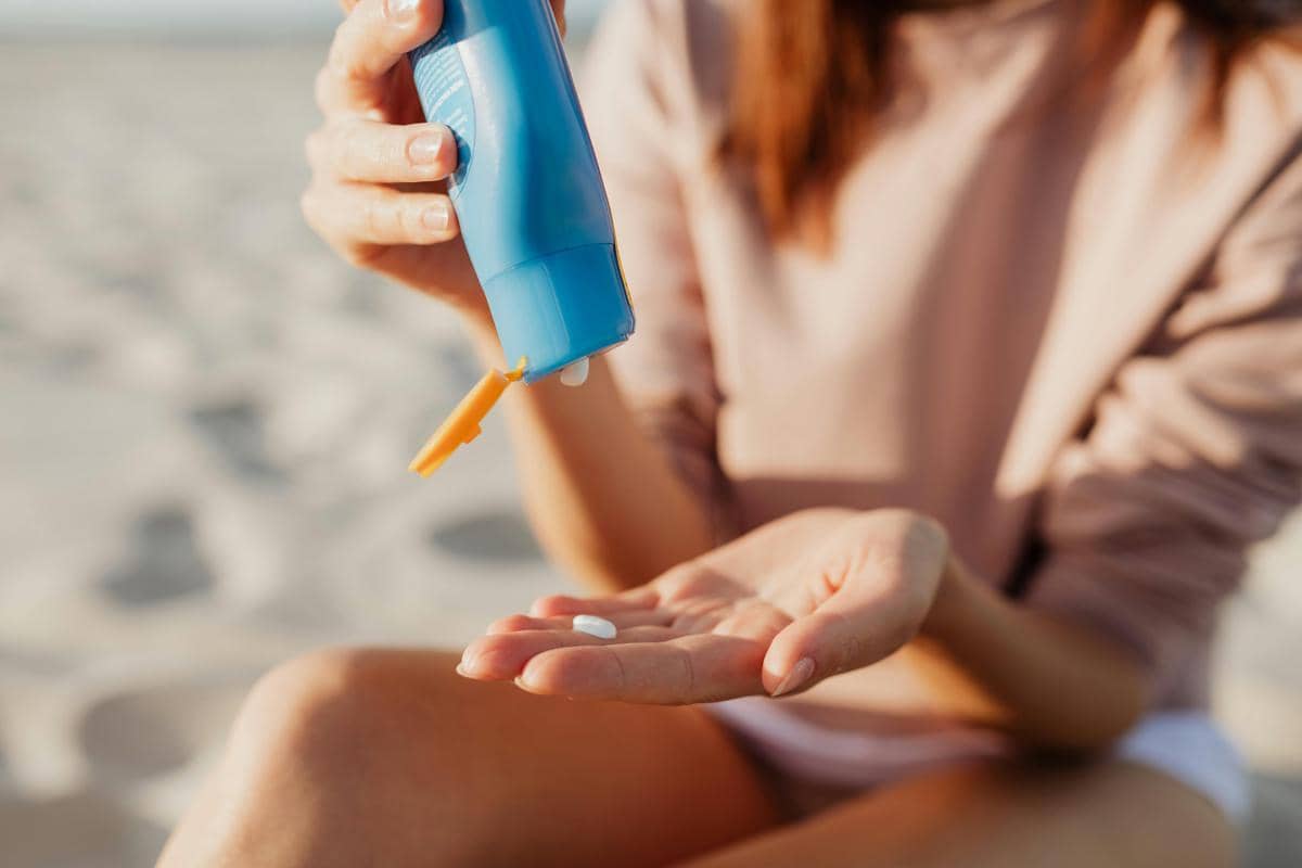 9 Sunscreen yang Cocok untuk Kulit Kering dan Kusam
