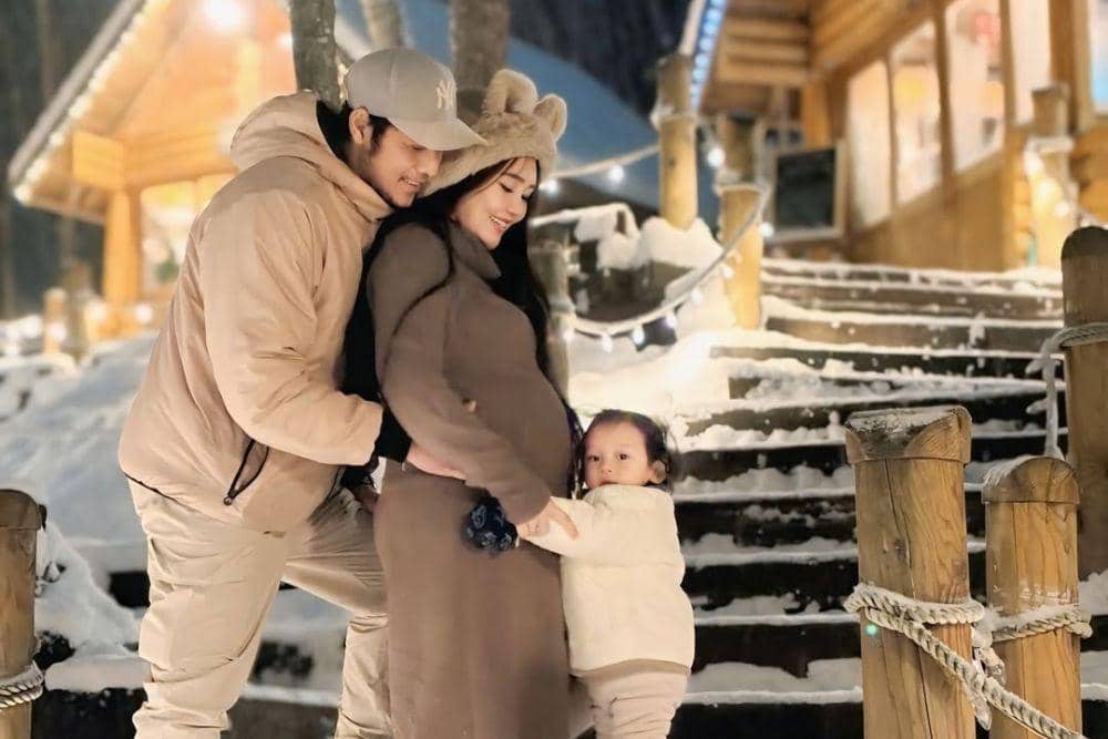 Via Vallen dan Chevra