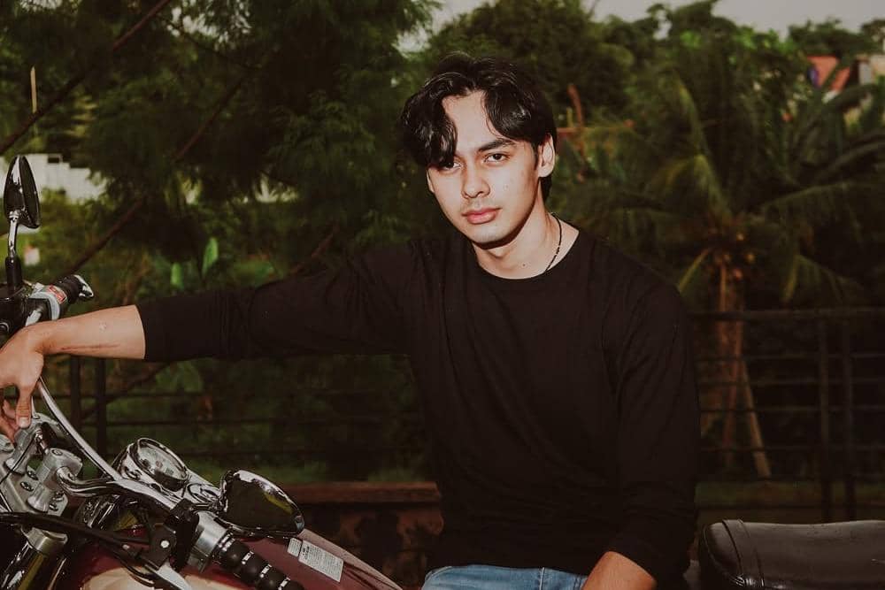 7 Fakta Keluarga Fattah Syach, Anak Artis yang Bersinar di Asmara Gen Z