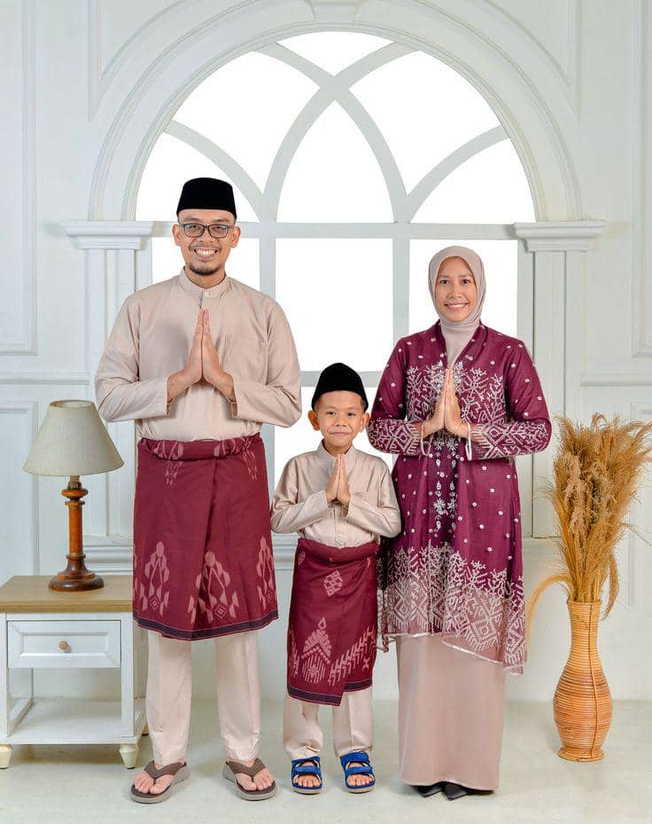 model baju lebaran 2026 couple keluarga 