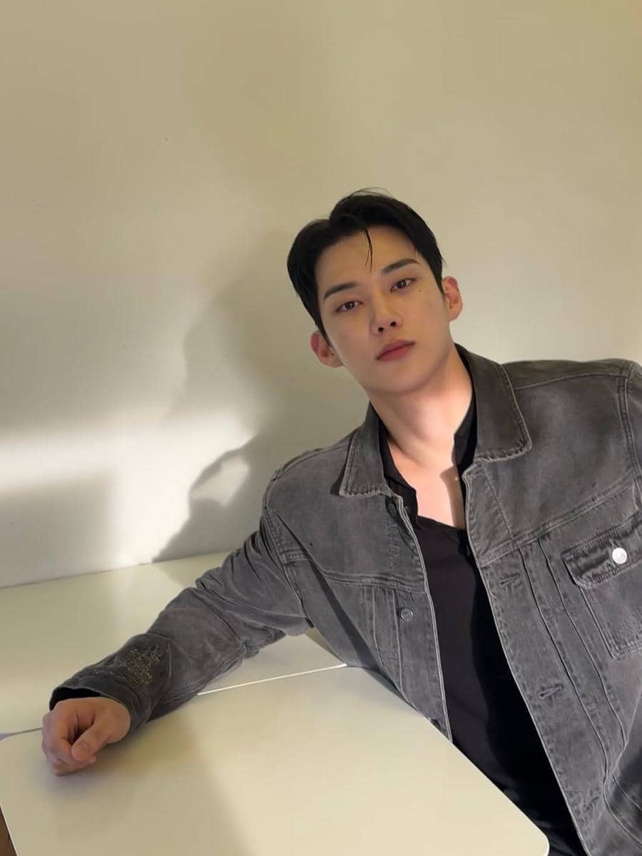 profil pemain In Your Radiant Season