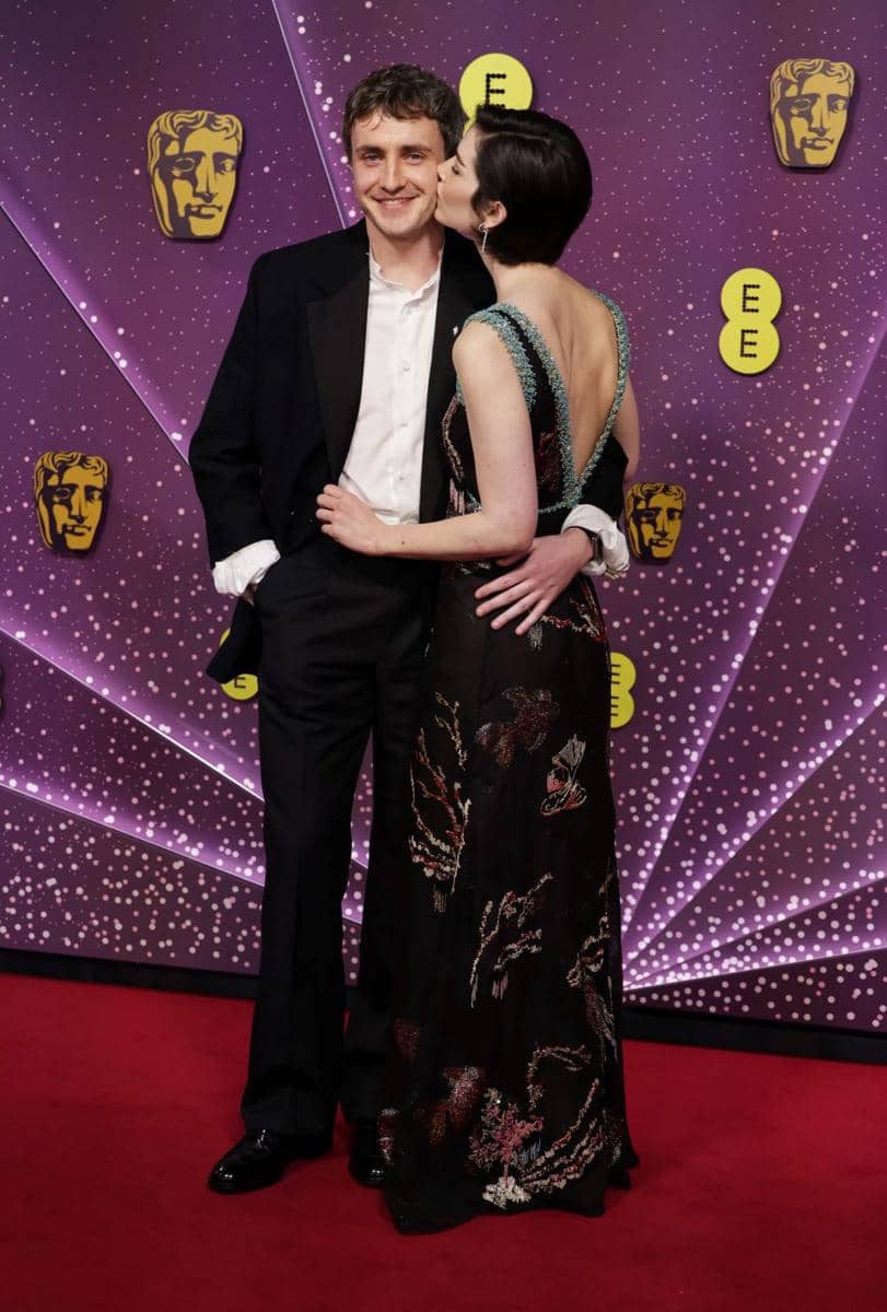 Gracie Abrams dan Paul Mescal