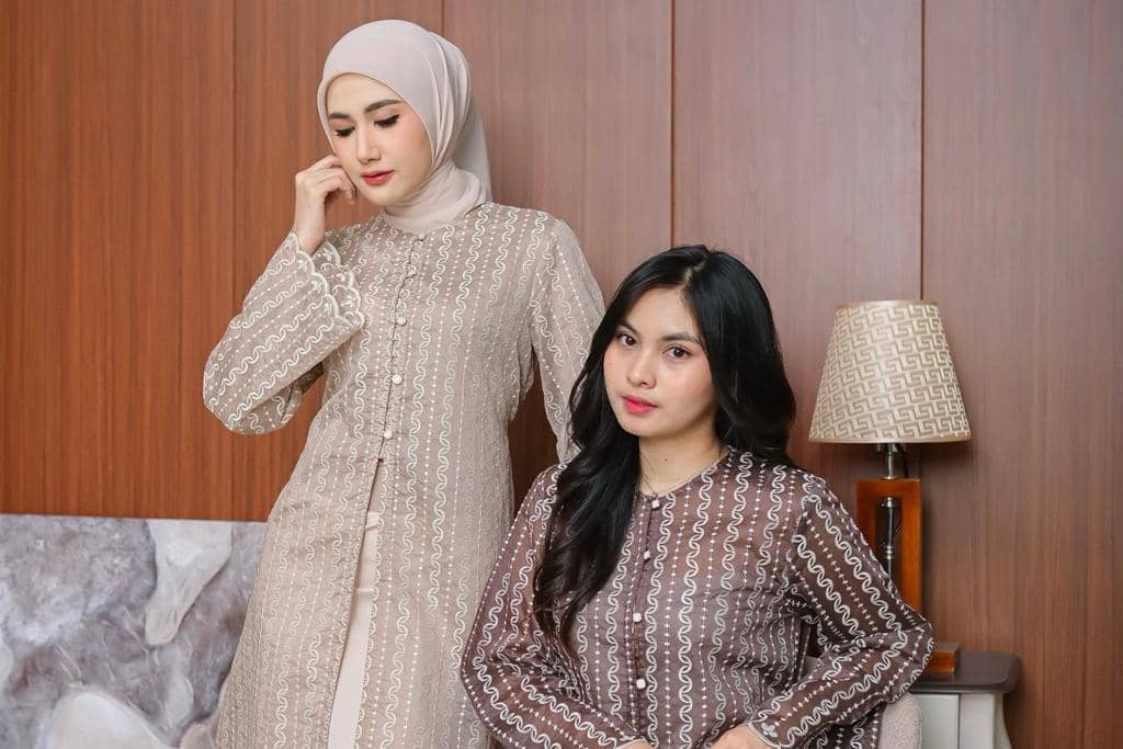 7 Rekomendasi Model Tunik untuk Lebaran dari Brand Lokal