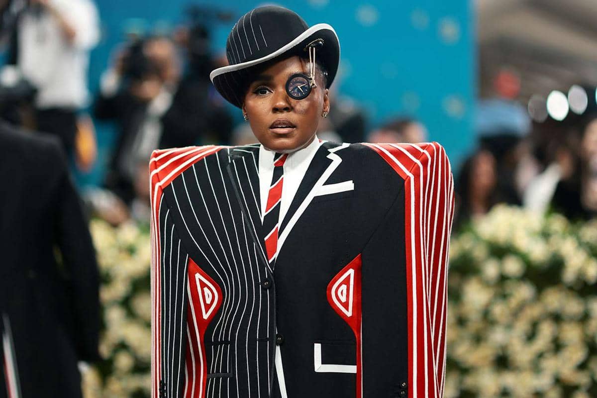 Ruang Interpretasi yang Luas di Karpet Merah