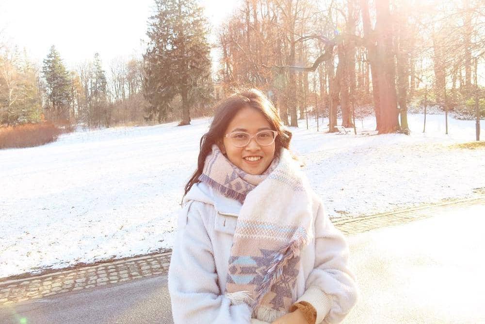 The first time I saw snow was last year, I was trapped in San Marino because of the snow storm. .jpg