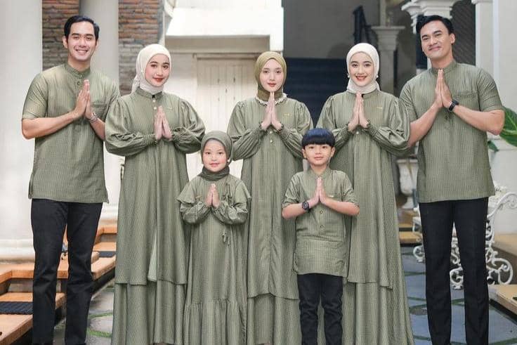 5 Tren Set Outfit Family Lebaran 2026, Tampil Kompak dan Modis