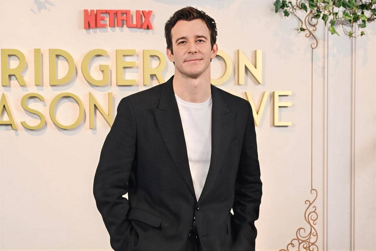 5 Fakta Keluarga Luke Thompson, Punya Sedikit Darah India!