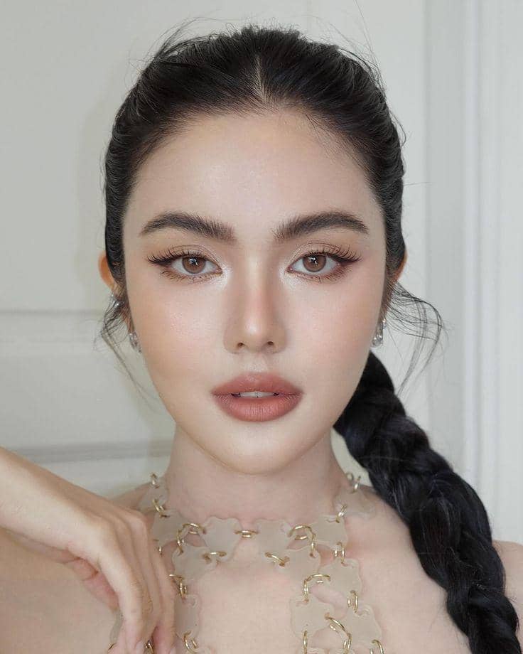 inspirasi eye makeup simpel tapi elegan untuk lebaran