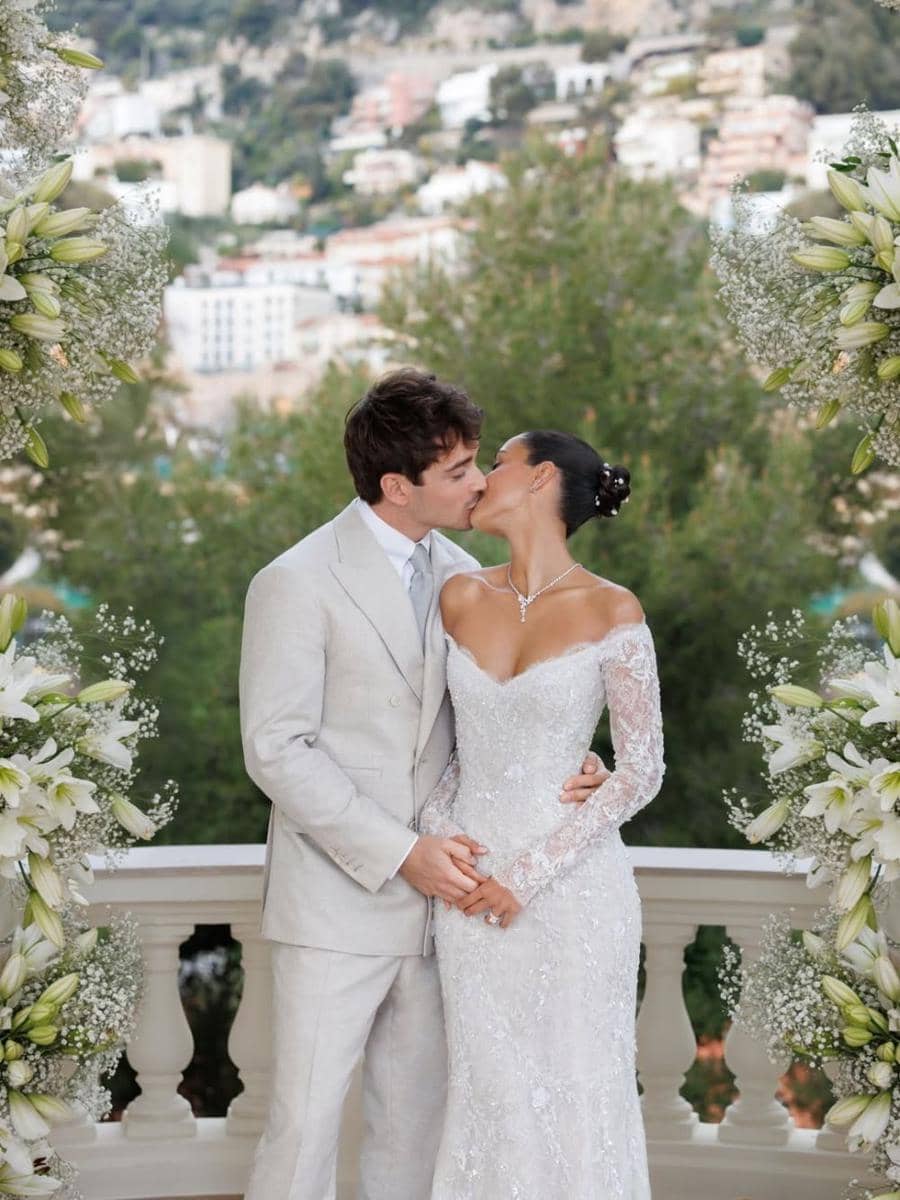 Charles Leclerc dan Alexandra Saint Mleux