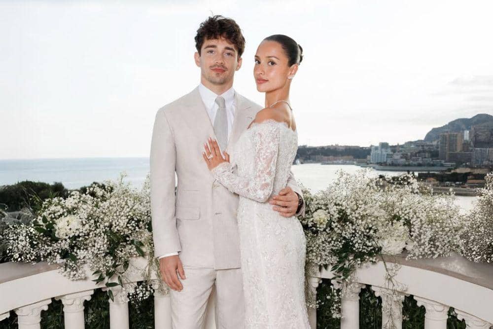 10 Potret Pernikahan Charles Leclerc dan Alexandra Saint Mleux