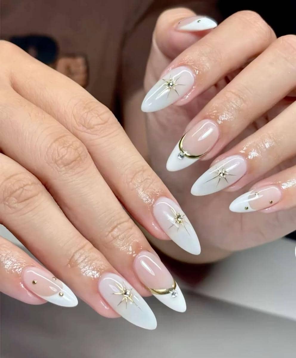 inspirasi nail art nuansa putih