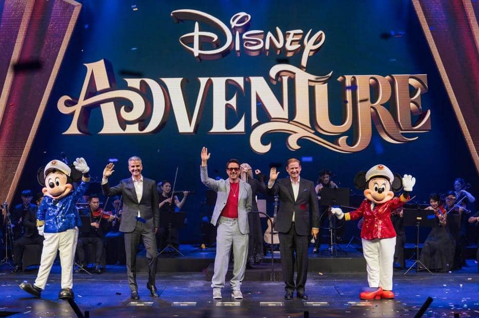 Robert Downey Jr. 'Membaptis' Disney Adventure, All Aboard!