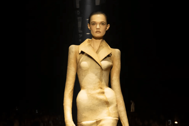 Daniel Roseberry Membuka Misteri ‘The Sphynx’ di Schiaparelli FW26