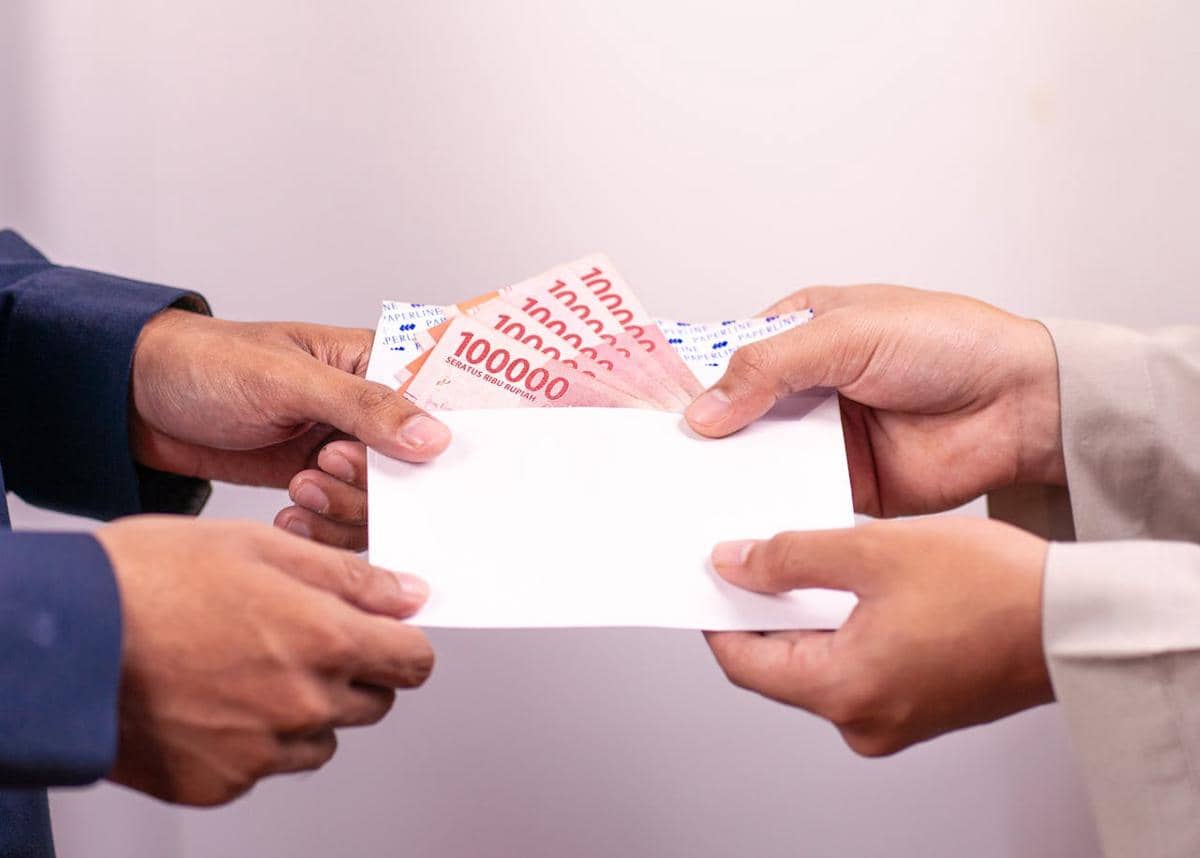 Siapa yang Berhak Menerima Fidyah? Ini 8 Golongannya