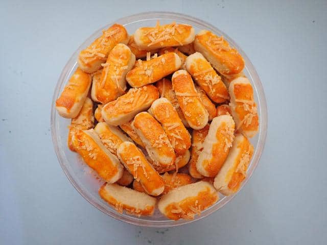 ilustrasi kue kastengel 