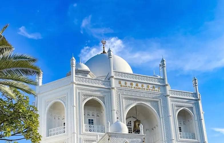 masjid tercantik di jakarta untuk itikaf