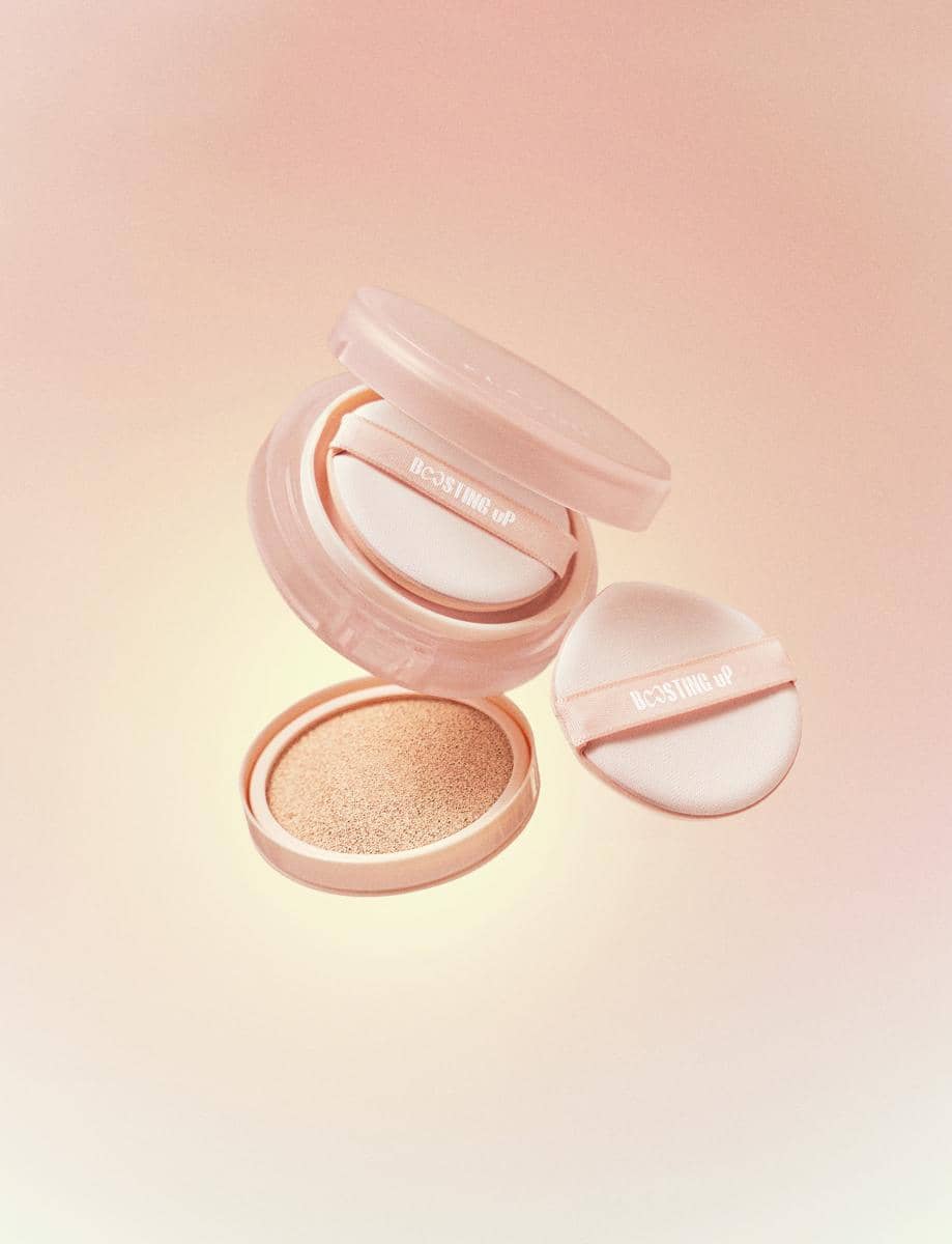 Foto Pendukung 2_ Actress Backstage Boosting Cushion Fixing.jpg