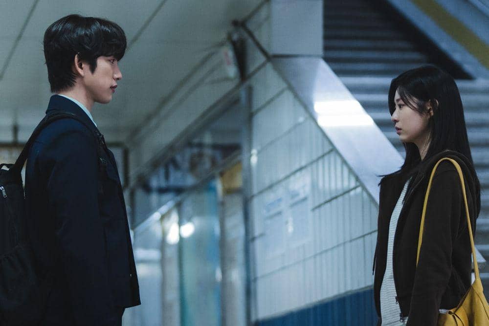 Park Jin Young dan Kim Min Ju dalam drama Still Shining