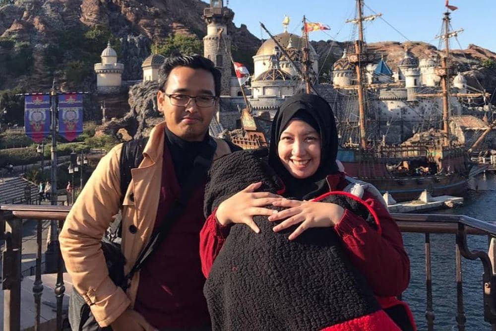 Sometimes,someone comes into your life,so unexpectedly, takes your heart by surprise, and change.jpg