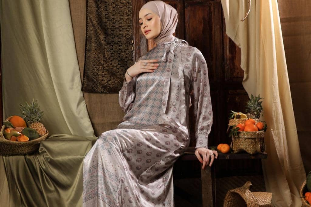 7 Rekomendasi Gamis Batik Modern 2026 dari Brand Lokal