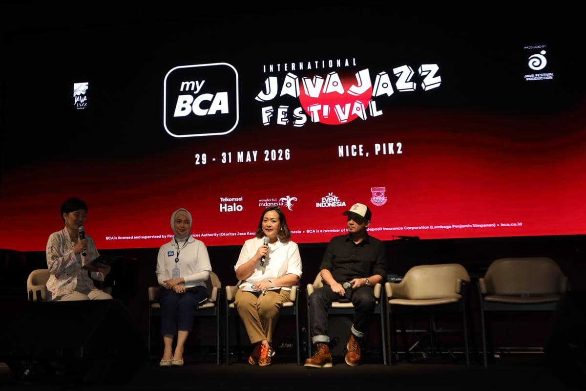 -Ki-Ka- Norisa, Dewi Gontha, dan Willy Budiman dalam Talkshow Press Conference 1 myBCA International Java Jazz Festival.JPG